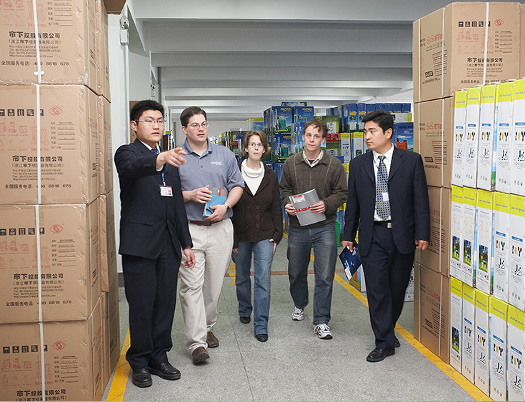 posjetitelji tvornice prskalica