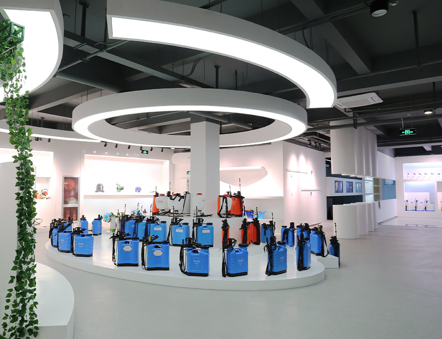 背负式手动喷雾器